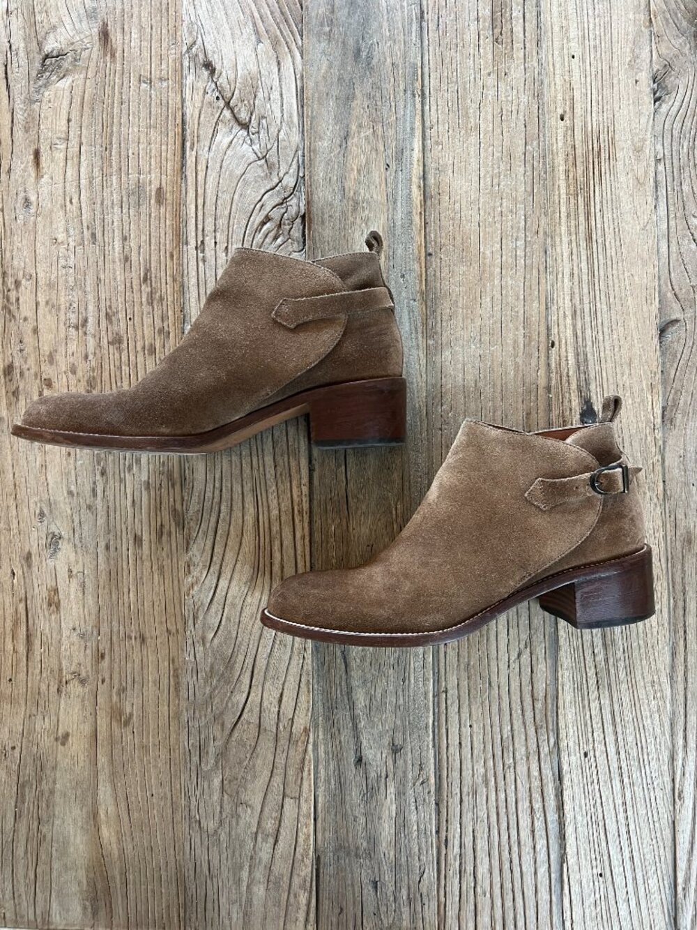 SARTORE PARIS Suede Buckle Strap Ankle Boots Stacked Heel Taupe Italy 35